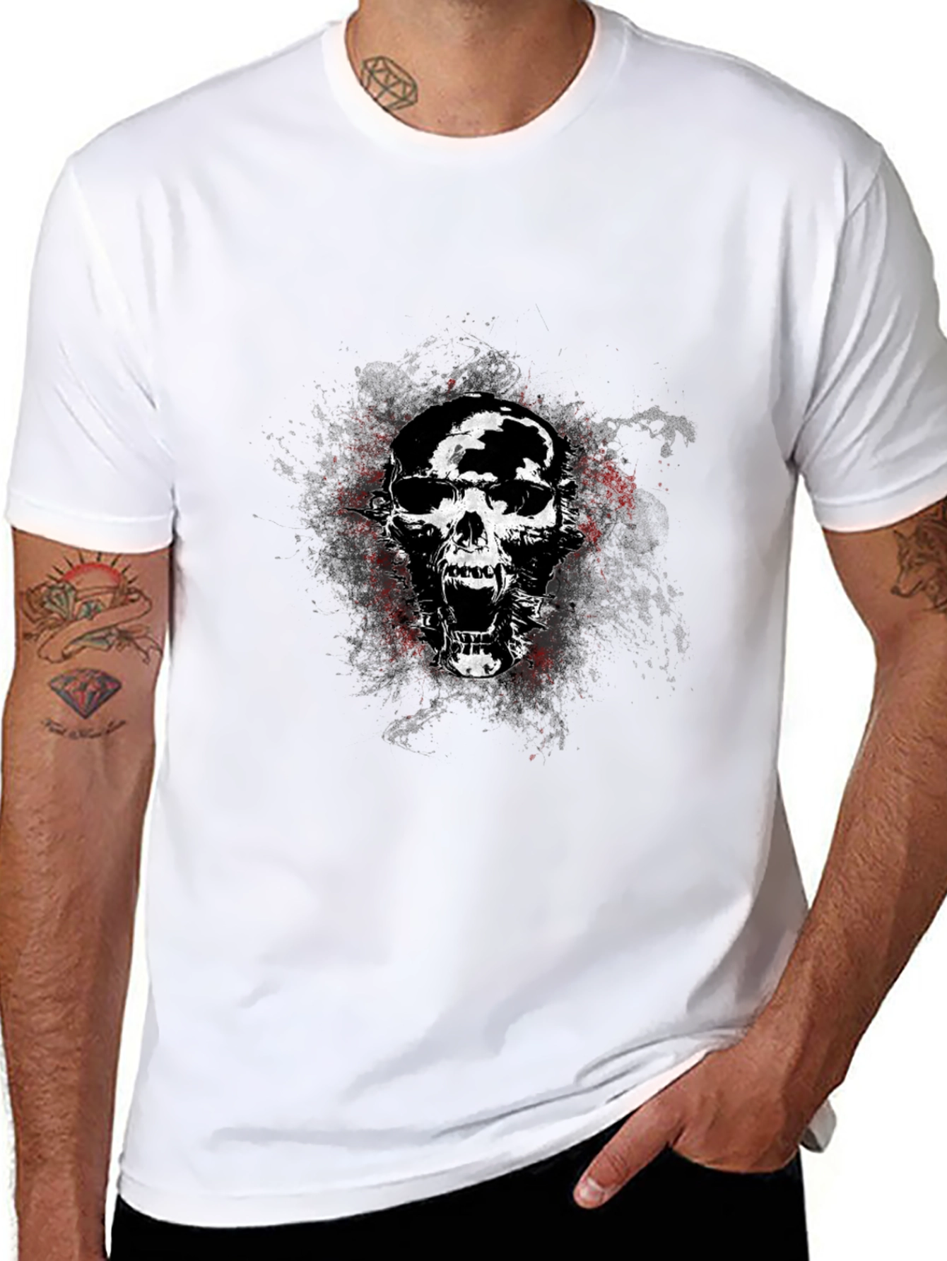 Edgy Skull Graphic Tee - Black Cotton Blend T-Shirt