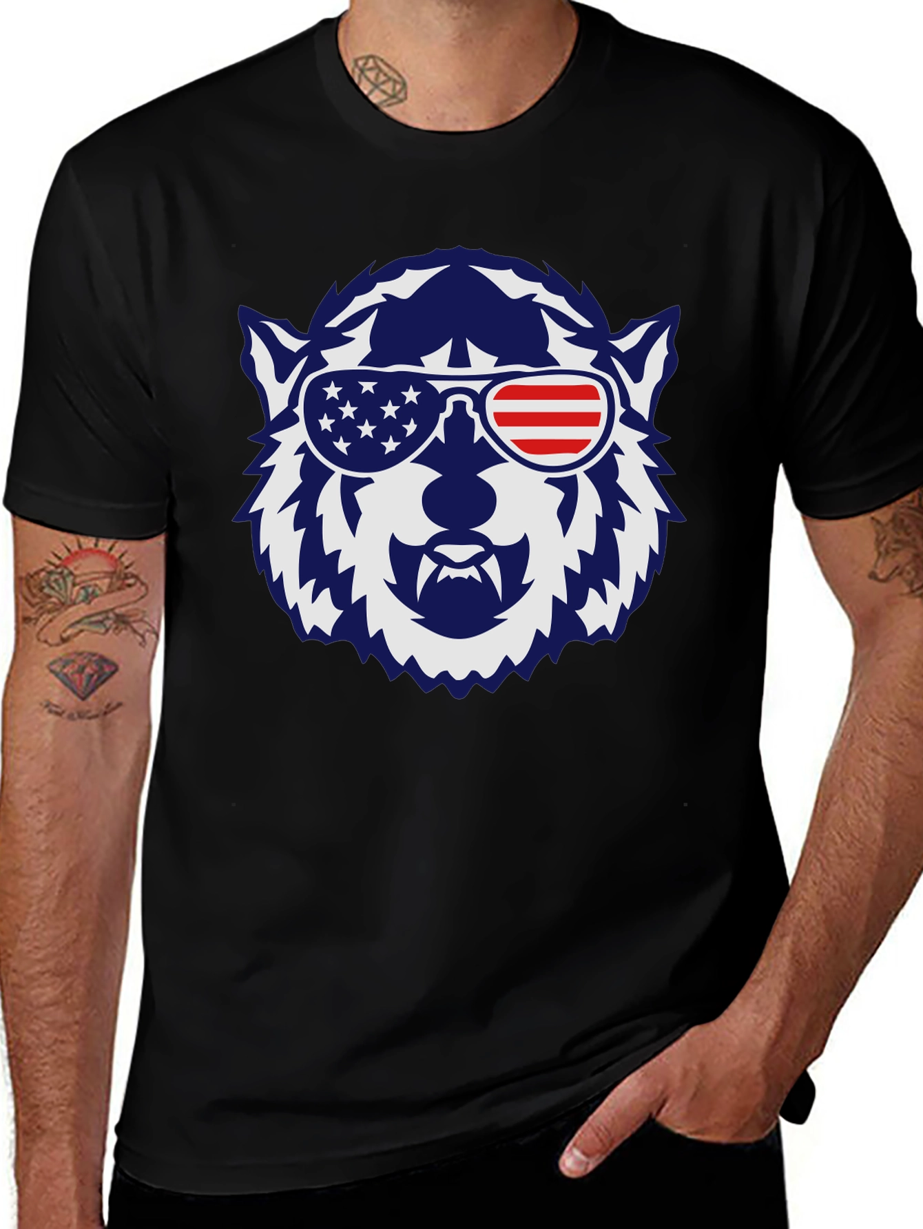 Patriotic Wolf Graphic T-Shirt