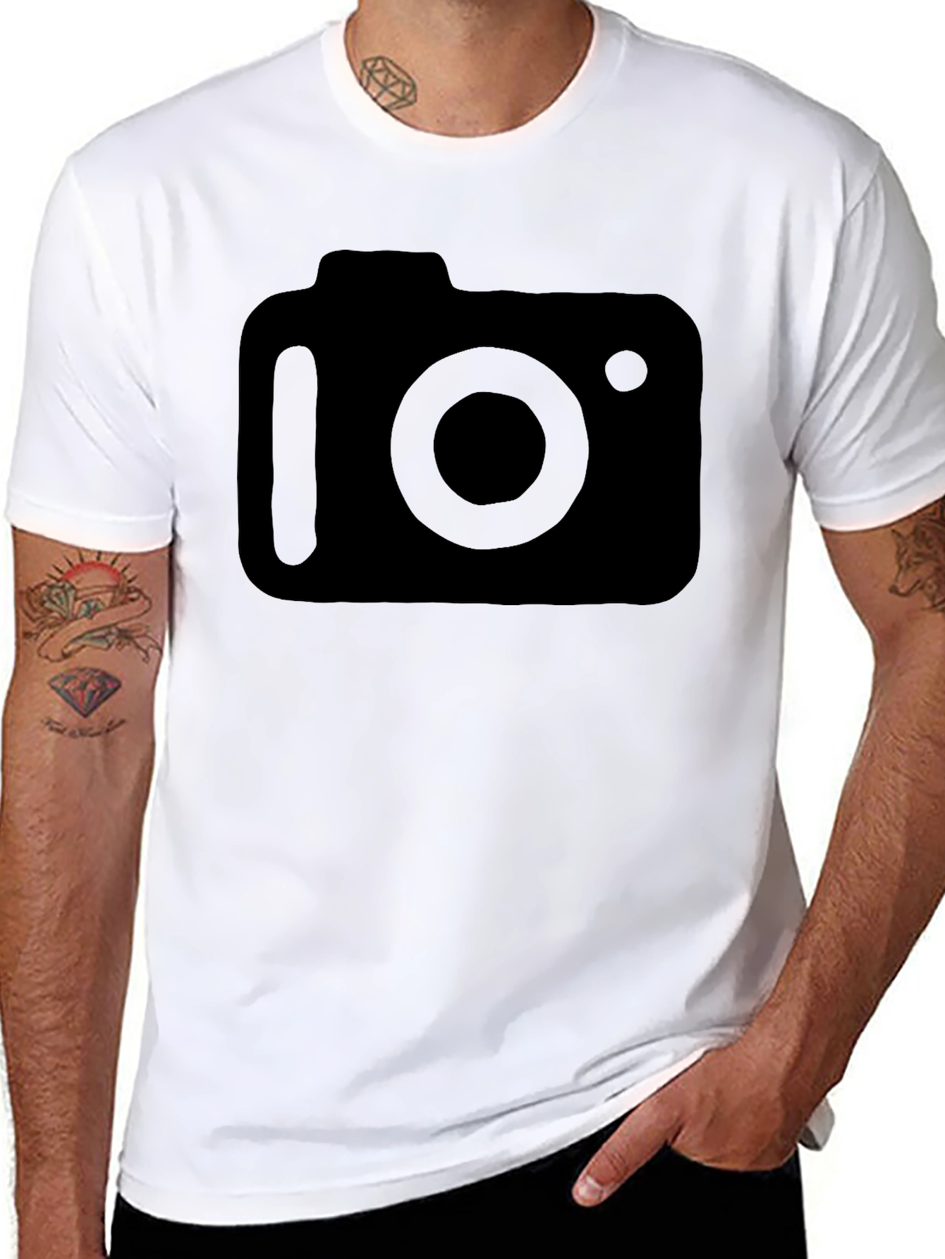 Camera Graphic Tee - Black Modern Style