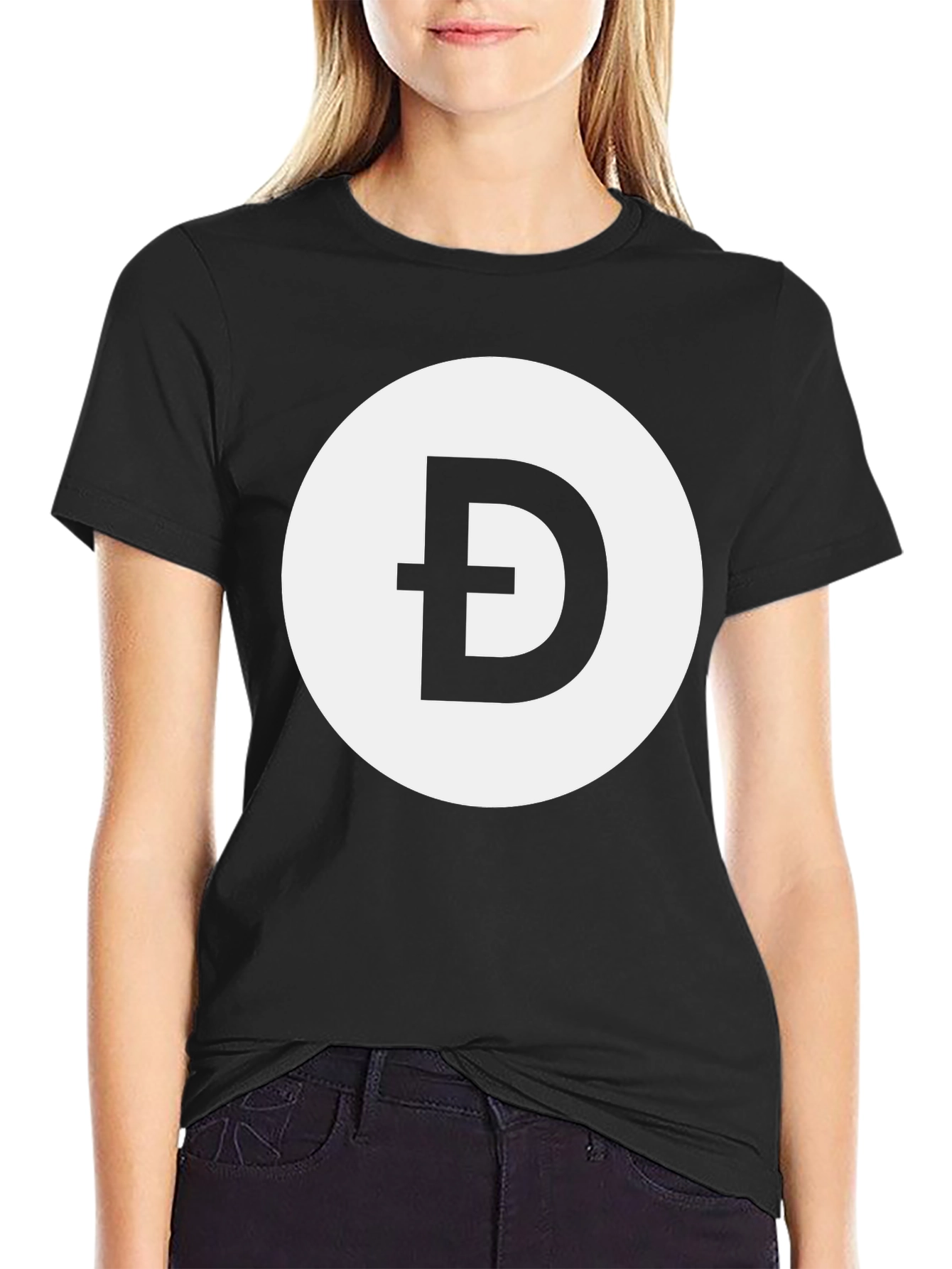 Đ T-Shirt - Unique Circle Design