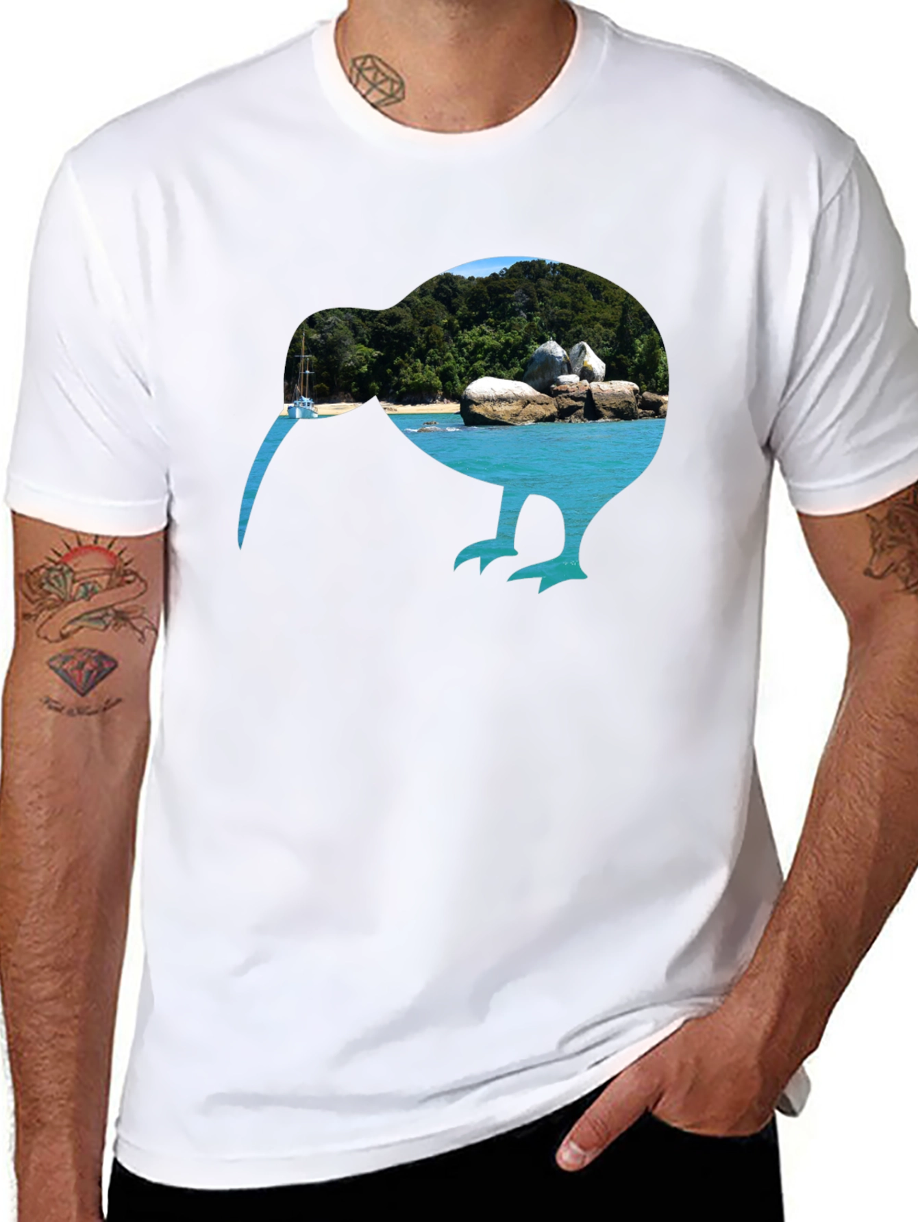 Kiwi Beach Graphic Tee - Black Cotton T-Shirt