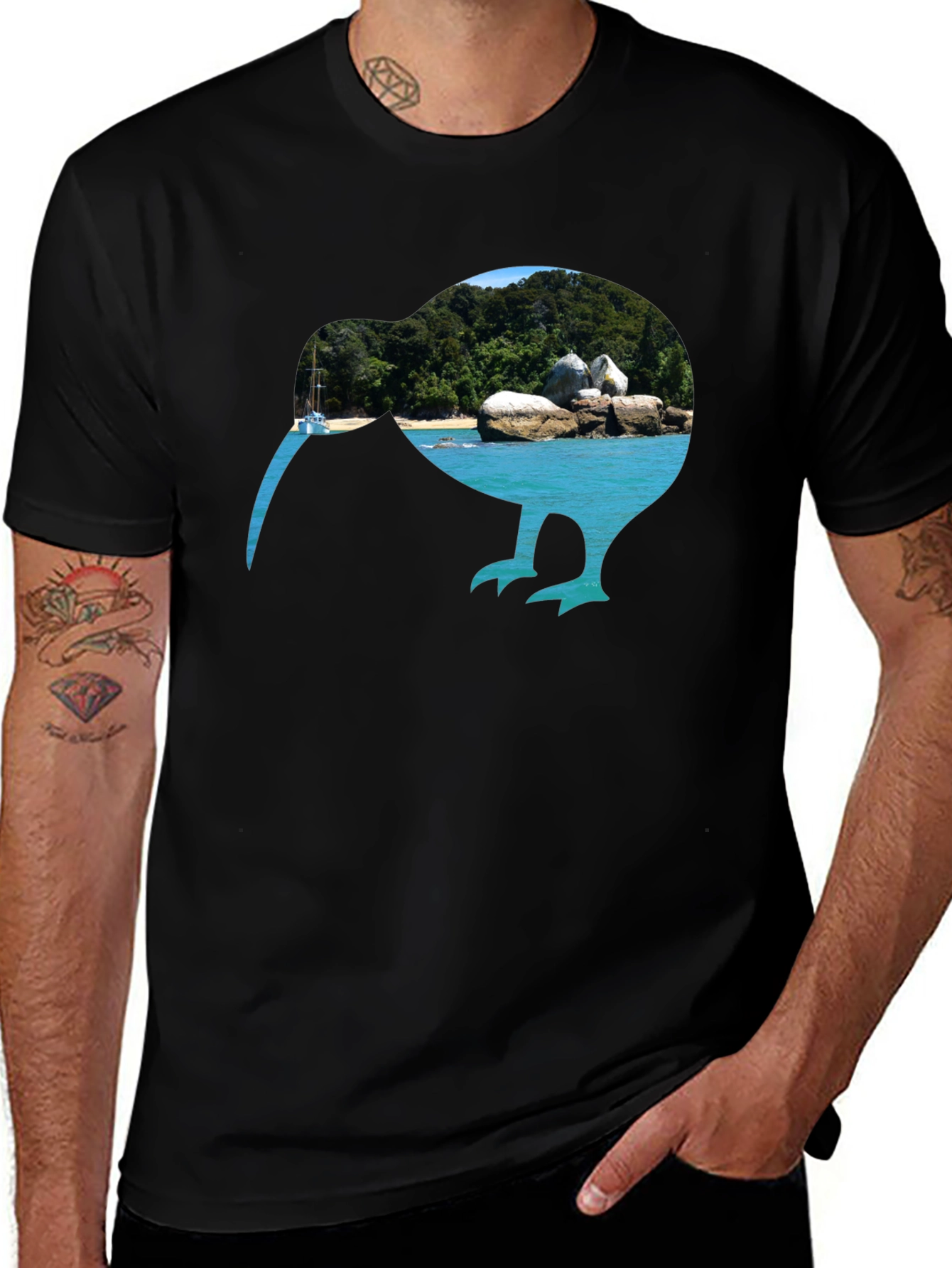 Kiwi Beach Graphic Tee - Black Cotton T-Shirt