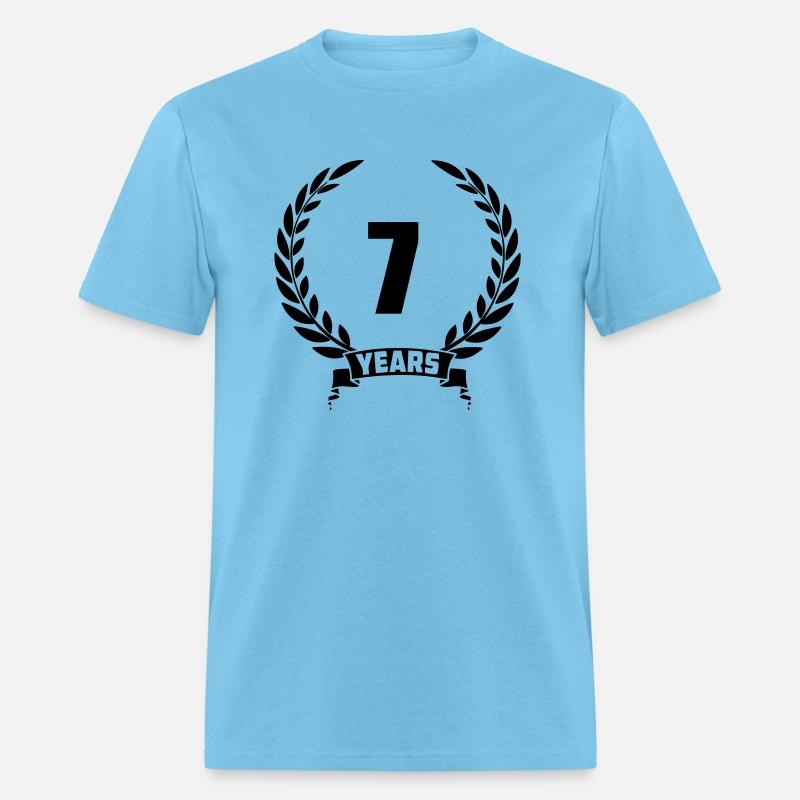 Laurel wreath 7 years with number and text banner