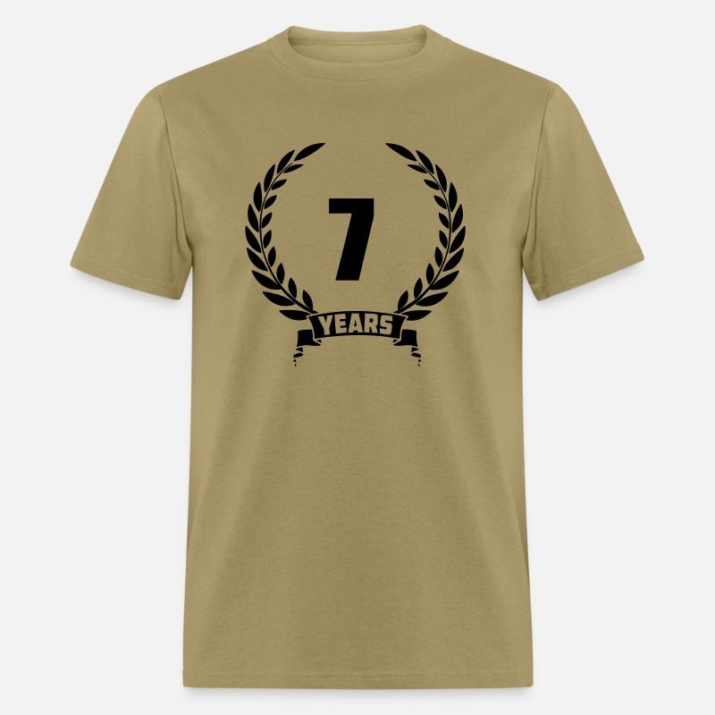 Laurel wreath 7 years with number and text banner