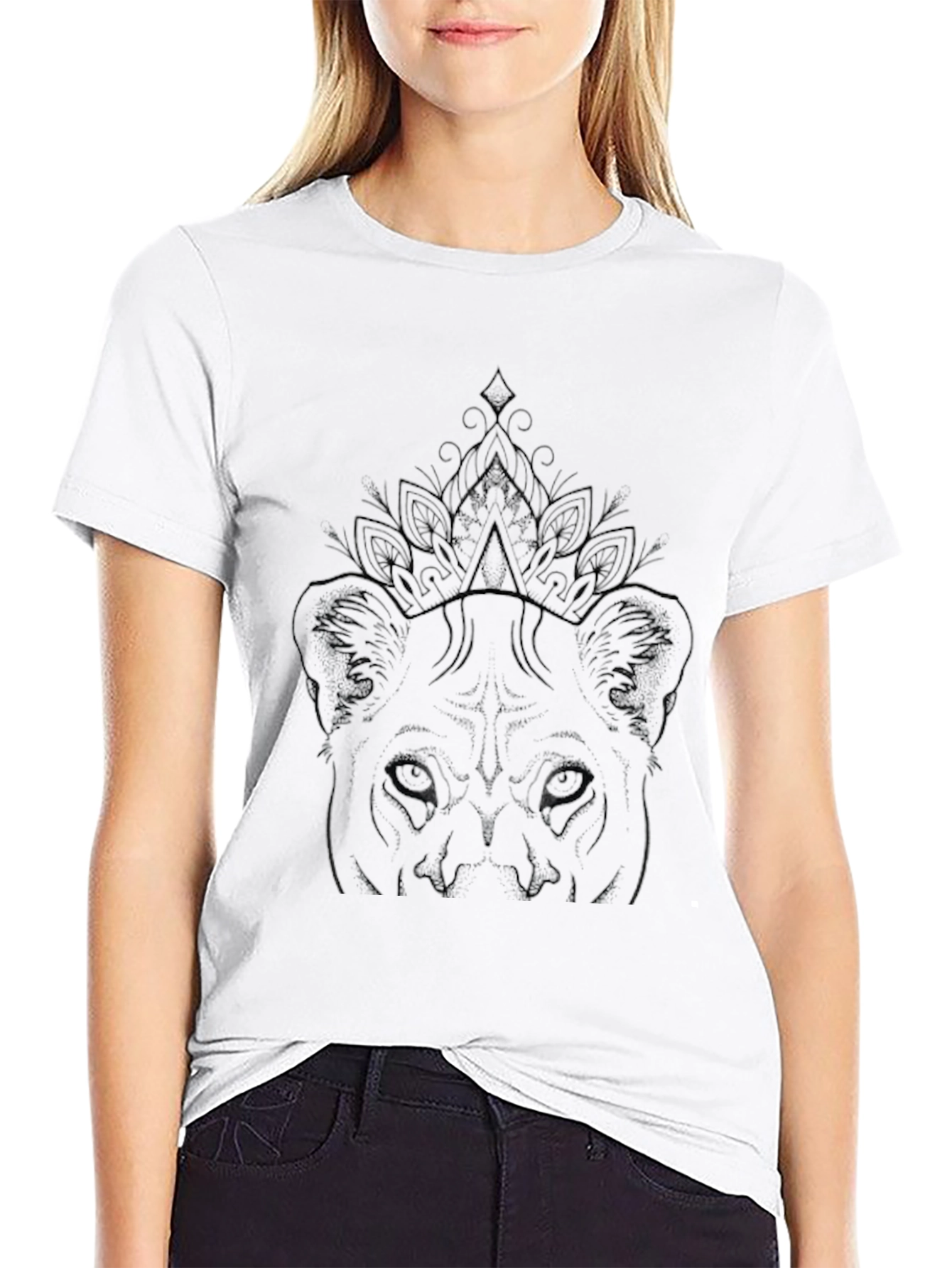 Lion Queen Graphic Tee - Black Crew Neck