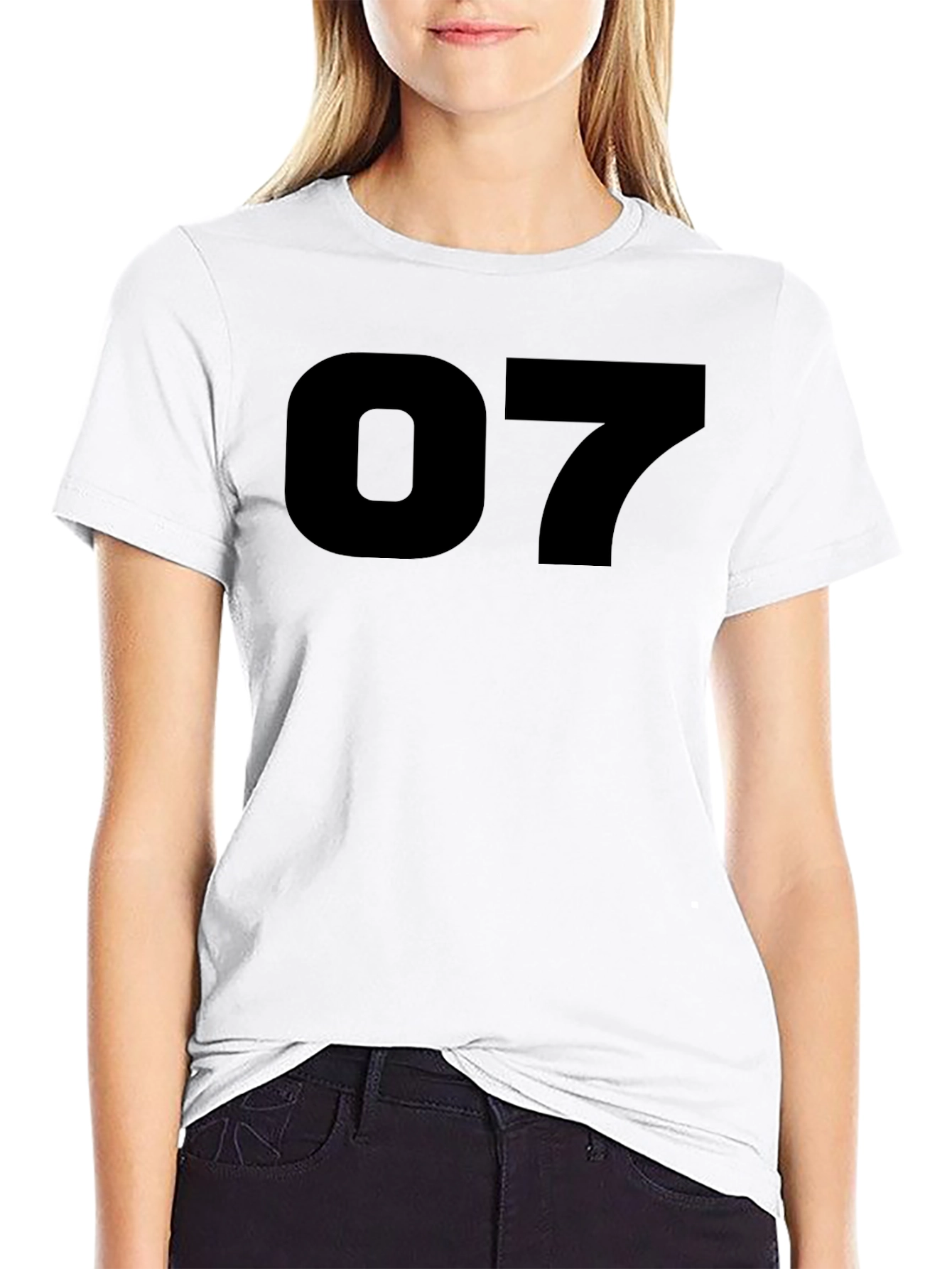 Bold 07 Graphic T-Shirt - Casual Comfort