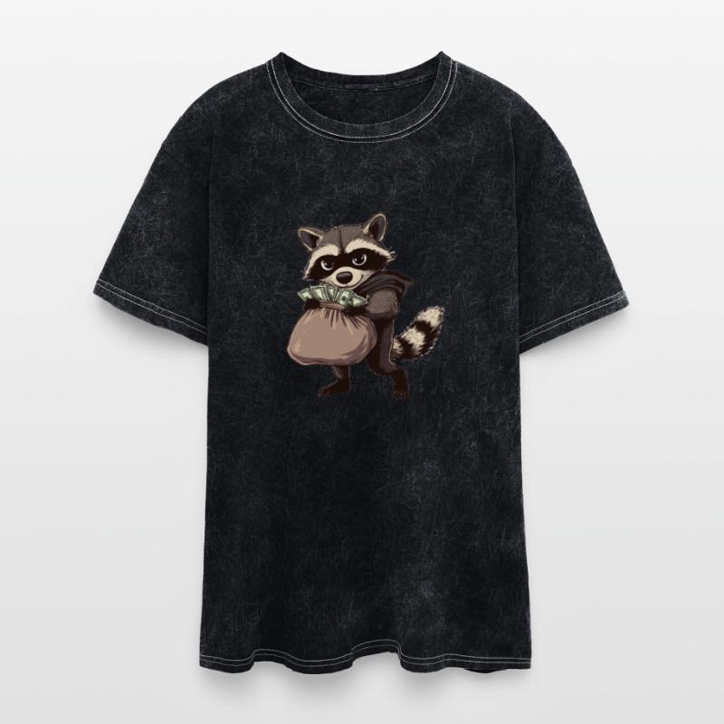 Sneaky Raccoon Heist