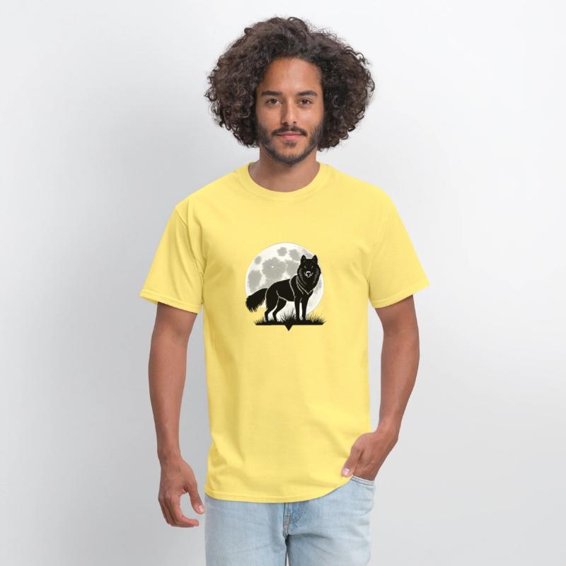 Wolf howling at the moon graphic t-shirt